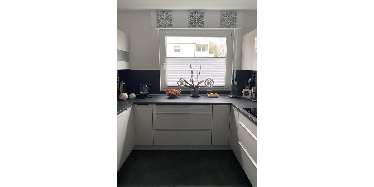 Erdgeschoßwohnung Velbert Langenberg - 3 Zimmer, 85 m&sup2;, 250.000&euro; | Angebot:25936139