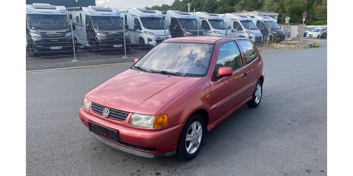 VW Polo 94.000 km 1.599 &euro; Essen 45309