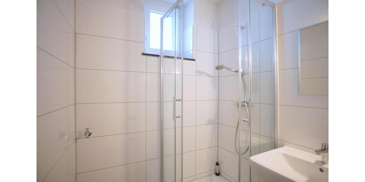 Etagenwohnung Essen Stadtbezirk III - 1 Zimmer, 40 m&sup2;, 399&euro; | Angebot:23866163