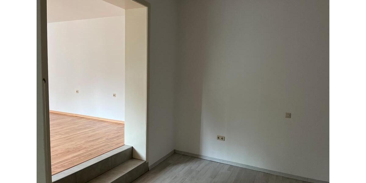 Erdgeschoßwohnung Halver - 2 Zimmer, 63 m&sup2;, 380&euro; | Angebot:24781945