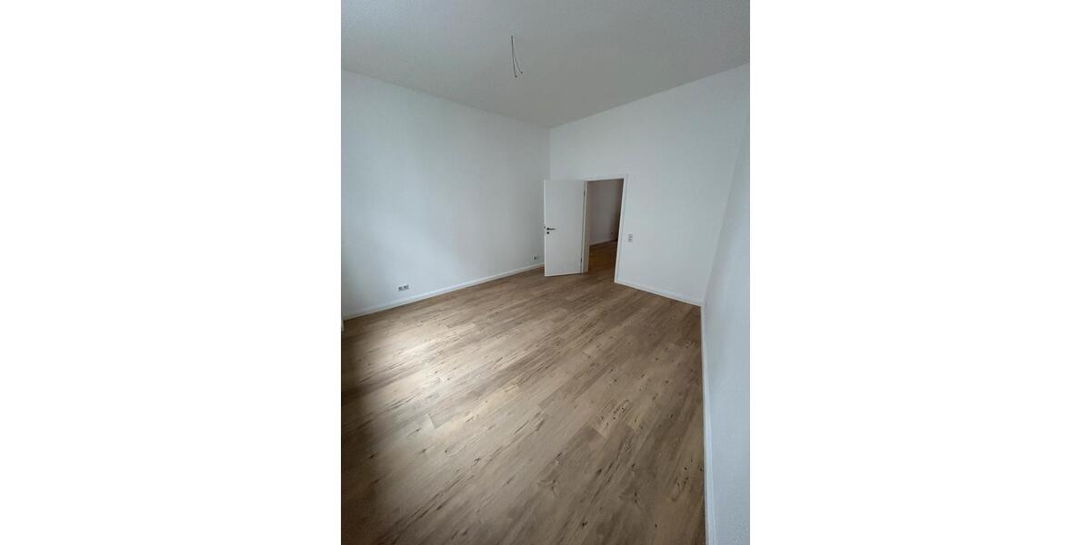 Etagenwohnung Wuppertal Arrenberg - 2 Zimmer, 53 m&sup2;, 681&euro; | Angebot:25891658