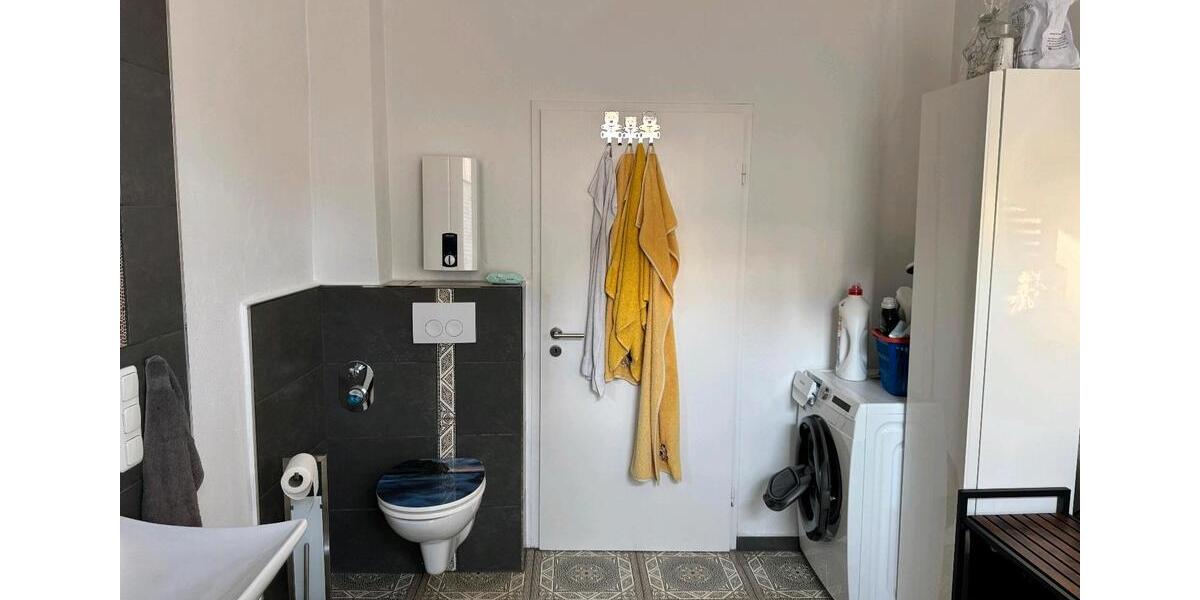 Erdgeschoßwohnung Velbert Velbert-Mitte - 2 Zimmer, 65 m&sup2;, 840&euro; | Angebot:25100430