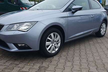 Seat Leon 61.305 km 9.999 &euro; Essen 45326
