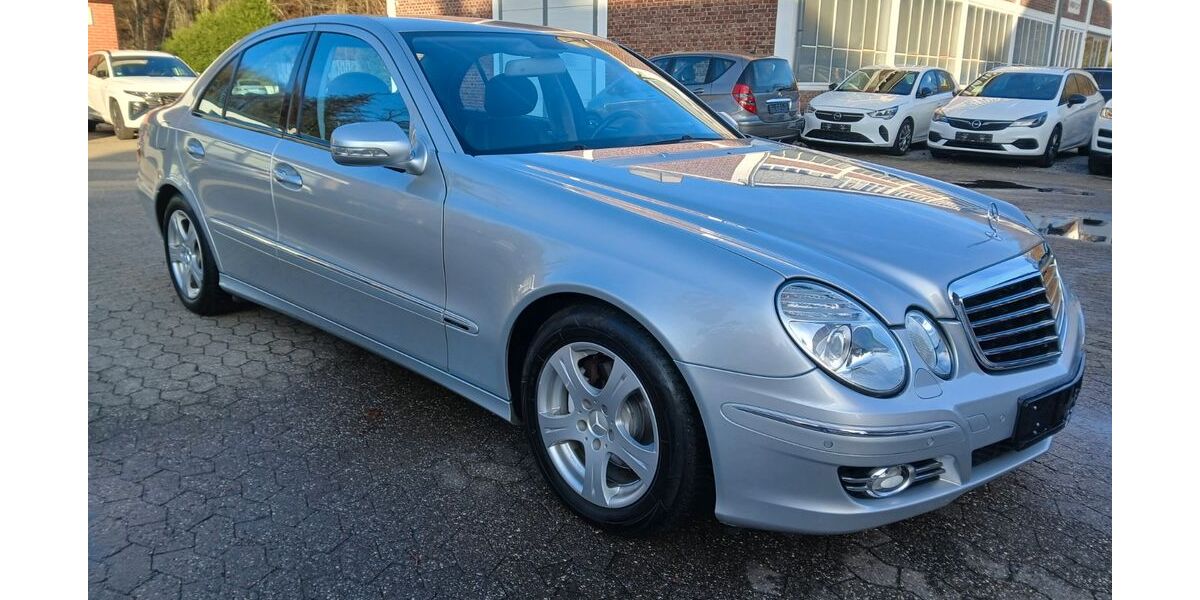 Mercedes-Benz E 200 171.000 km 7.950 &euro; Ratingen 40882