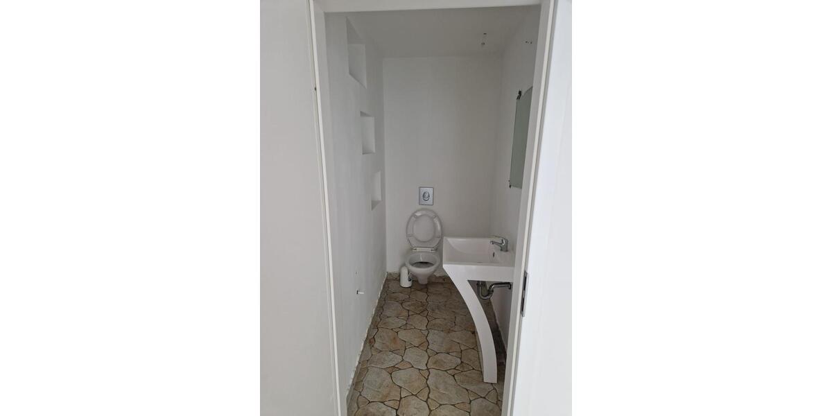 Einfamilienhaus Wuppertal Gemarkung Elberfeld - 3 Zimmer, 130 m&sup2;, 2.500&euro; | Angebot:26492601