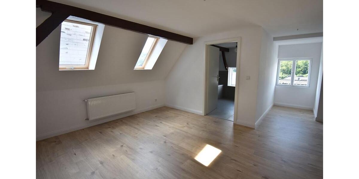 Etagenwohnung Velbert Langenberg - 3 Zimmer, 105 m&sup2;, 940&euro; | Angebot:14131574