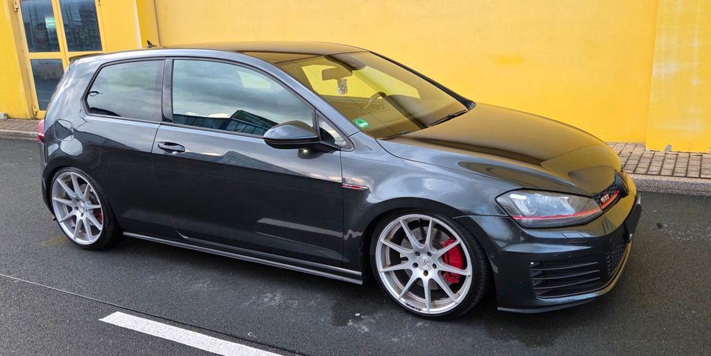 VW Golf 126.000 km 15.999 &euro; Hagen 58091