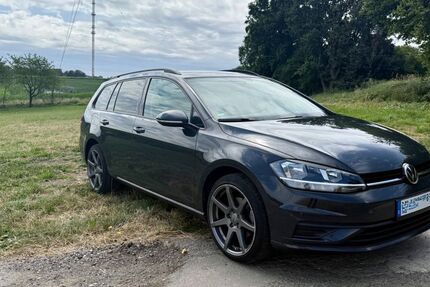 VW Golf 125.891 km 10.990 &euro; Velbert 42555