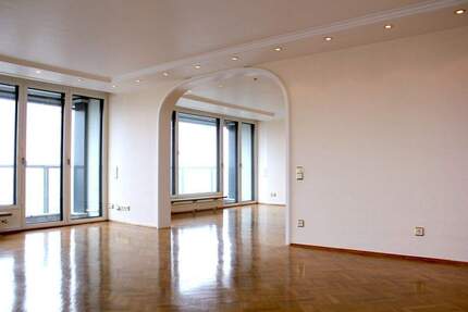 Wohnung Düsseldorf Pempelfort - 3 Zimmer, 138 m&sup2;, 1.980&euro; | Angebot:25802607