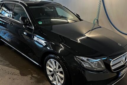 Mercedes-Benz E 220 101.260 km 25.000 &euro; Burscheid 51399