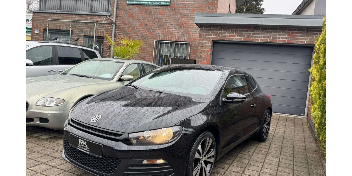 VW Scirocco 175.000 km 7.700 &euro; Solingen 42651