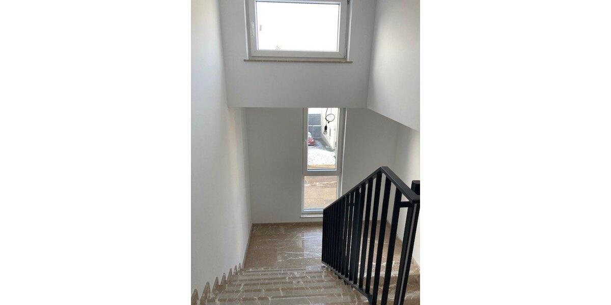 Dachgeschoßwohnung Düsseldorf Stadtbezirk 9 - 1 Zimmer, 50 m&sup2;, 900&euro; | Angebot:26349663