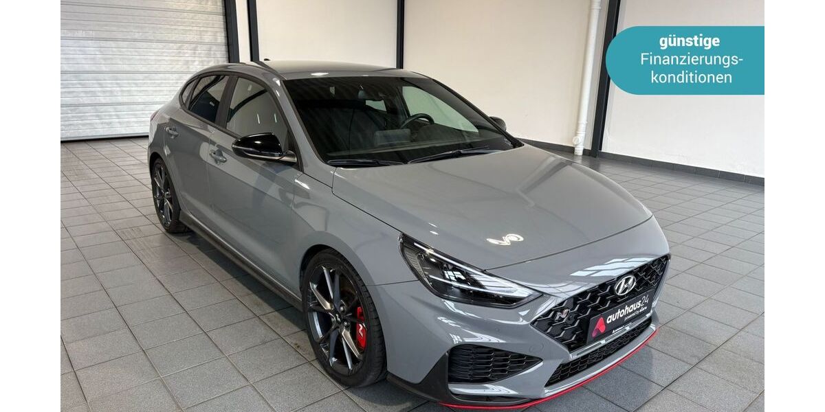 Hyundai i30 15.716 km 31.990 &euro; Wuppertal 42287