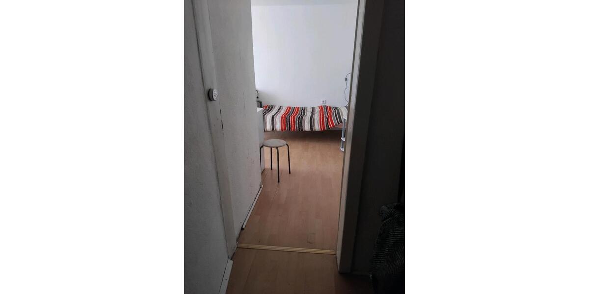 Erdgeschoßwohnung Bochum Bochum-Mitte - 1 Zimmer, 14 m&sup2;, 250&euro; | Angebot:26618942