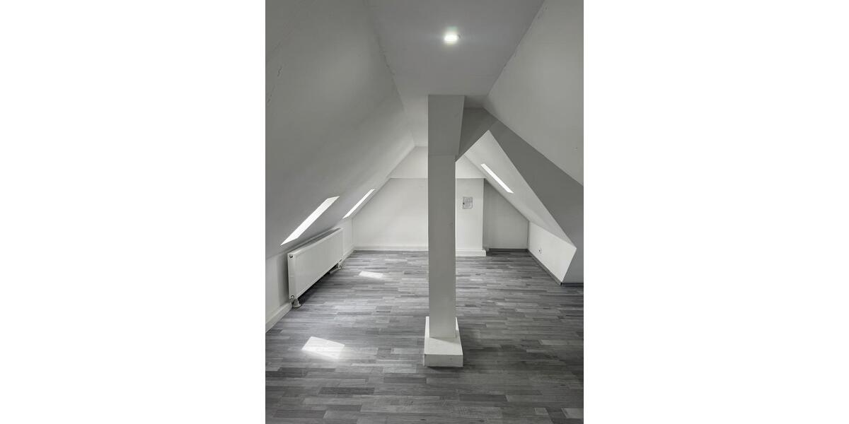 Etagenwohnung Velbert Velbert-Mitte - 2 Zimmer, 95 m&sup2;, 850&euro; | Angebot:26566401