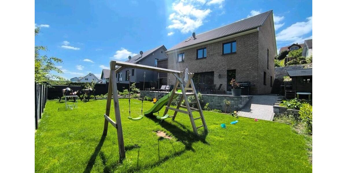 Einfamilienhaus Breckerfeld - 6 Zimmer, 220 m&sup2;, 660.000&euro; | Angebot:26547407