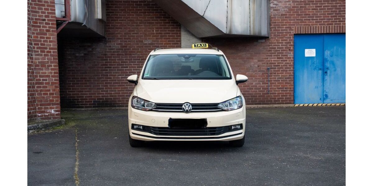 VW Touran 69.000 km 25.950 &euro; Wuppertal 42283