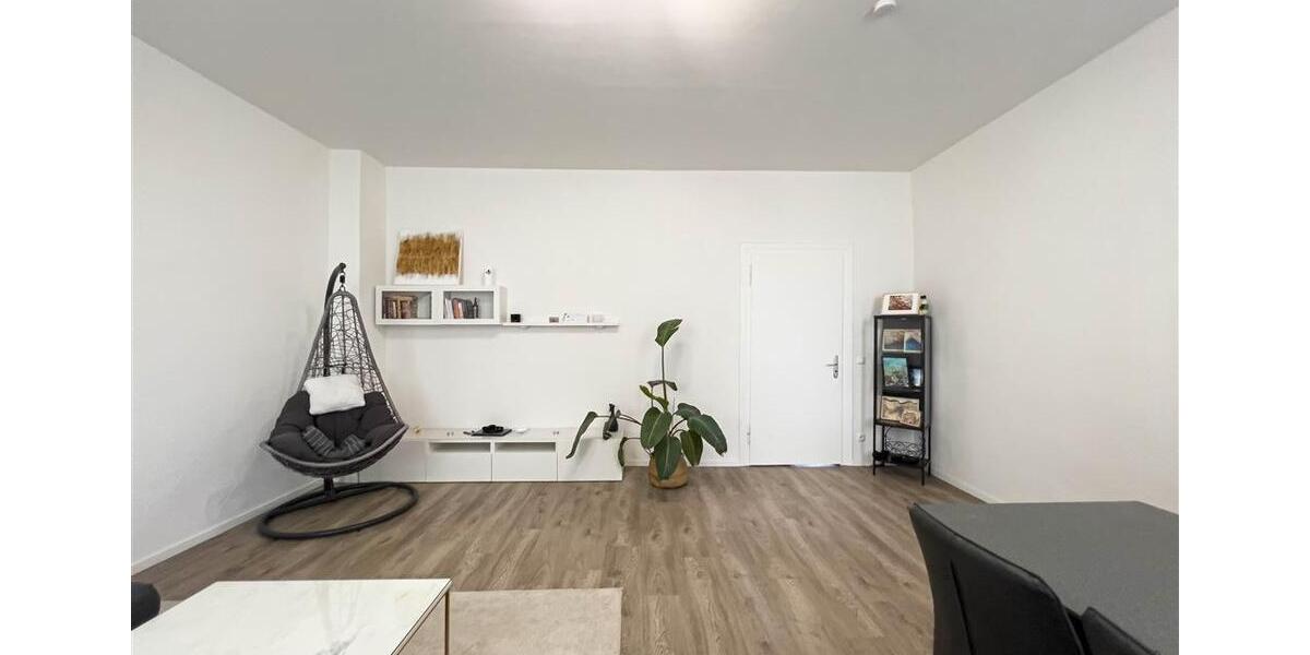 Etagenwohnung Düsseldorf Flingern Süd - 3 Zimmer, 83 m&sup2;, 1.300&euro; | Angebot:25813925