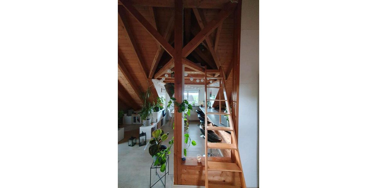 Dachgeschoßwohnung Wermelskirchen - 1.5 Zimmer, 58 m&sup2;, 588&euro; | Angebot:26535359