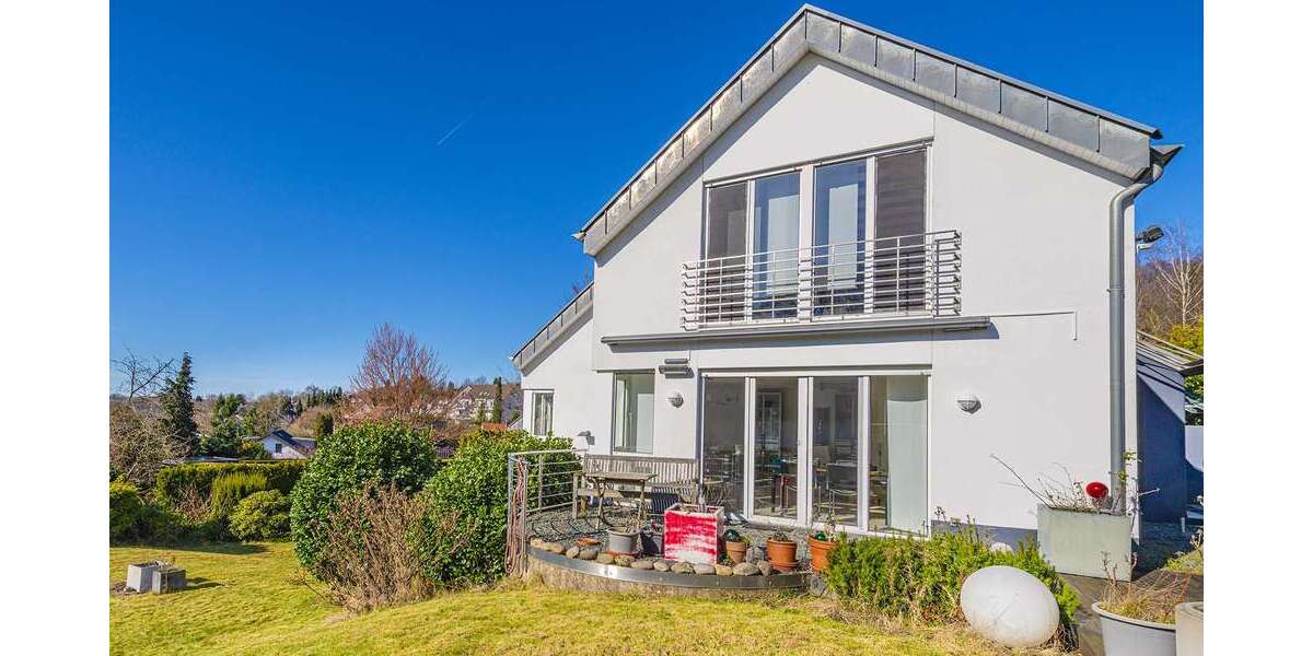 Einfamilienhaus Leichlingen - 7 Zimmer, 262 m&sup2;, 790.000&euro; | Angebot:25752375