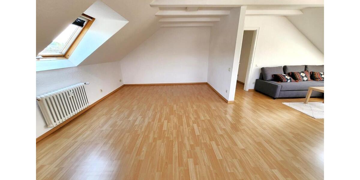 Dachgeschoßwohnung Wuppertal Dornap - 2.5 Zimmer, 57 m&sup2;, 585&euro; | Angebot:26574392