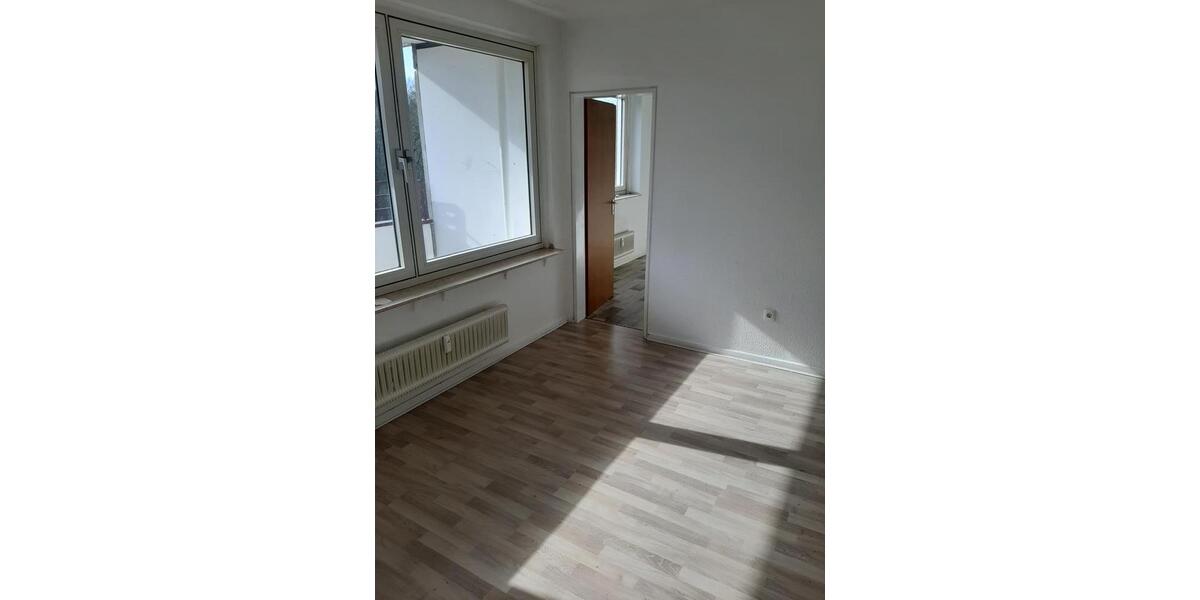 Etagenwohnung Wuppertal Dornap - 4 Zimmer, 99 m&sup2;, 829&euro; | Angebot:26151675