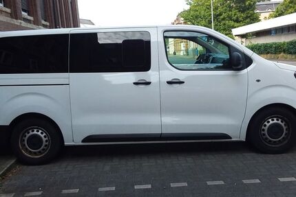 Peugeot Traveller 290.050 km 8.699 &euro; Mülheim an der Ruhr 45473