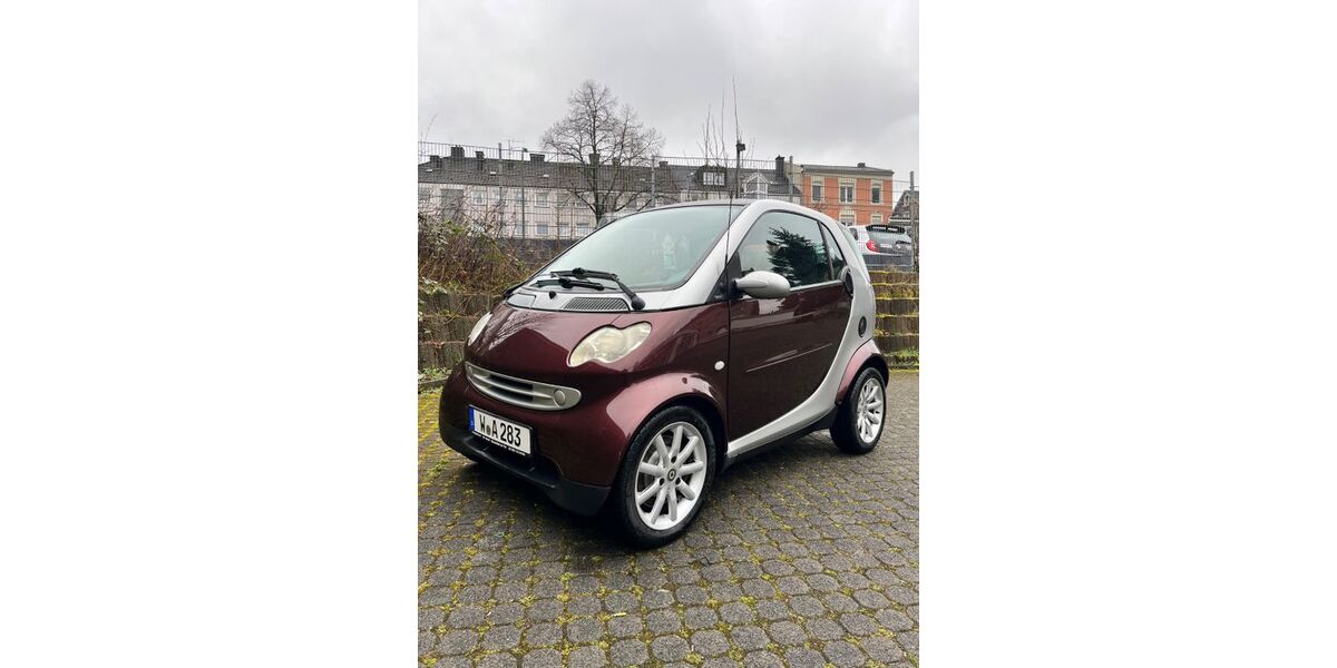 Smart ForTwo 120.370 km 2.290 &euro; Wuppertal 42289
