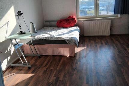 Wohnung Bochum Bochum-Mitte - 4 Zimmer, 47 m&sup2;, 500&euro; | Angebot:26620057