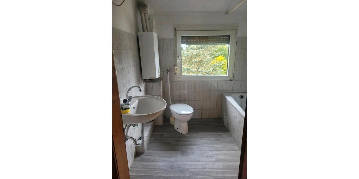 Dachgeschoßwohnung Witten Heven - 5 Zimmer, 78 m&sup2;, 725&euro; | Angebot:25484285