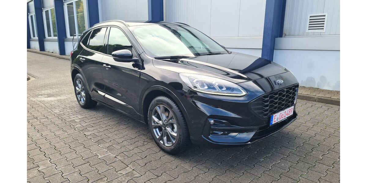 Ford Kuga 22.200 km 22.700 &euro; Essen 45276