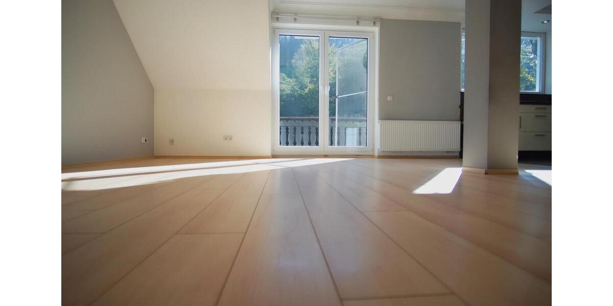 Maisonettenwohnung Kürten - 5 Zimmer, 110 m&sup2;, 1.050&euro; | Angebot:25988808