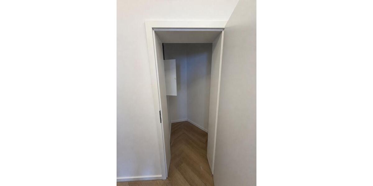 Etagenwohnung Düsseldorf Pempelfort - 2.5 Zimmer, 70 m&sup2;, 399.000&euro; | Angebot:26607184