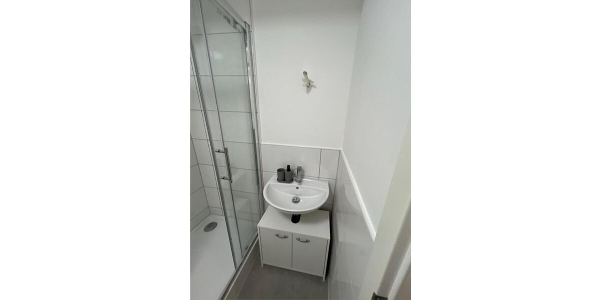 Etagenwohnung Gelsenkirchen Gelsenkirchen-Mitte - 1 Zimmer, 15 m&sup2;, 330&euro; | Angebot:23862009