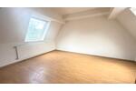 Dachgeschoßwohnung Essen Stadtbezirk VII - 2 Zimmer, 53 m&sup2;, 450&euro; | Angebot:26479405