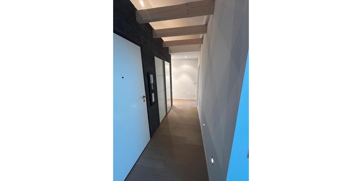 Dachgeschoßwohnung Solingen Burg - 3 Zimmer, 103 m&sup2;, 305.000&euro; | Angebot:25027377