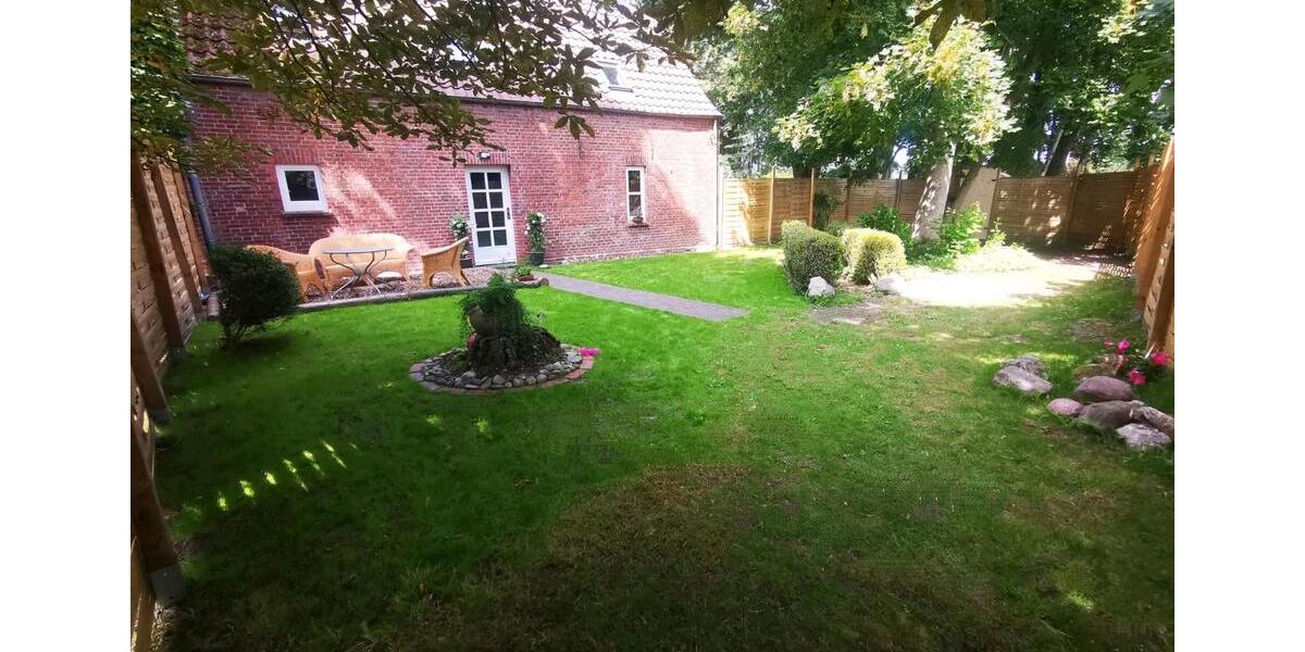 Ferienimmobilie Düsseldorf Stadtmitte - 100&euro; | Angebot:25221533