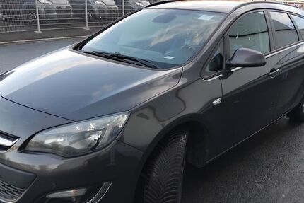 Opel Astra 278.000 km 2.850 &euro; Essen 45139