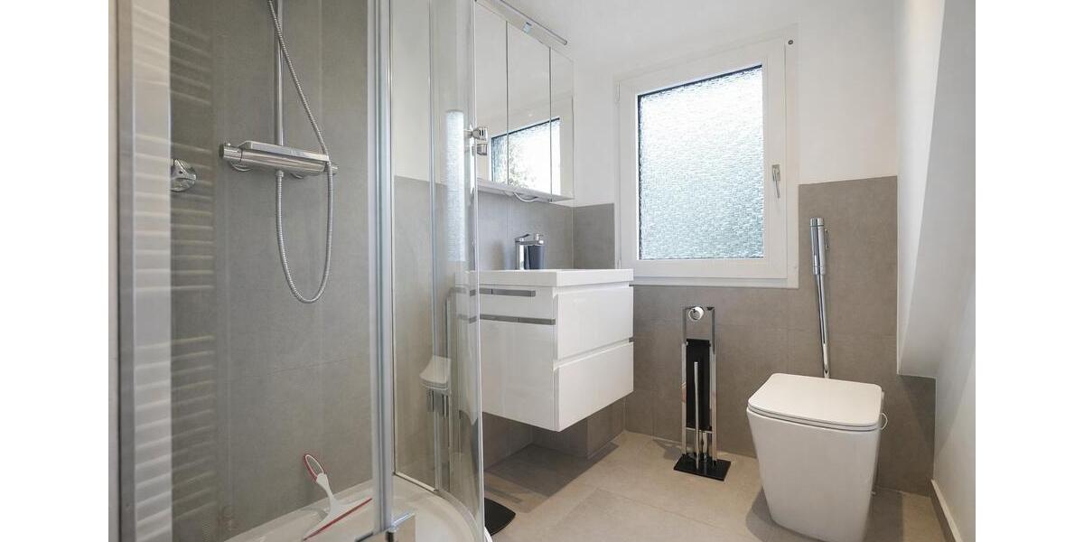 Dachgeschoßwohnung Hagen Hagen-Mitte - 3 Zimmer, 100 m&sup2;, 650&euro; | Angebot:25852223