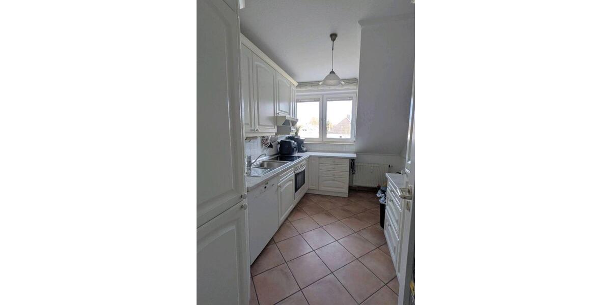 Etagenwohnung Düsseldorf Stadtbezirk 9 - 2 Zimmer, 67 m&sup2;, 1.250&euro; | Angebot:25922799