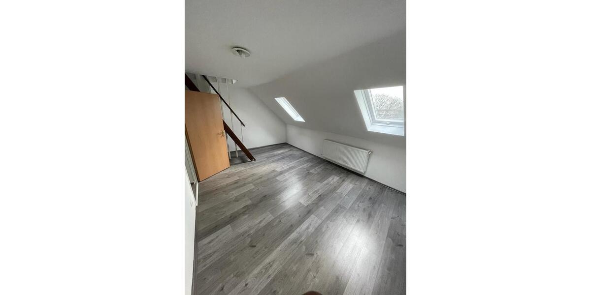 Maisonettenwohnung Essen Huttrop - 4 Zimmer, 85 m&sup2;, 550&euro; | Angebot:26480019
