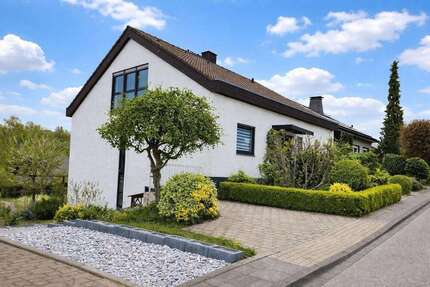 Haus Hagen Hohenlimburg - 7 Zimmer, 224 m&sup2;, 399.000&euro; | Angebot:25972838