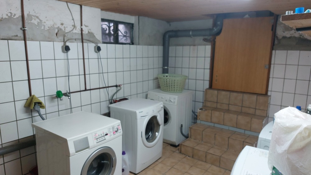 5 Fam.- Haus in Remscheid – Süd mit Carport - Mehrfamilienhaus, Wohnhaus Remscheid Süd | Angebot:20633681