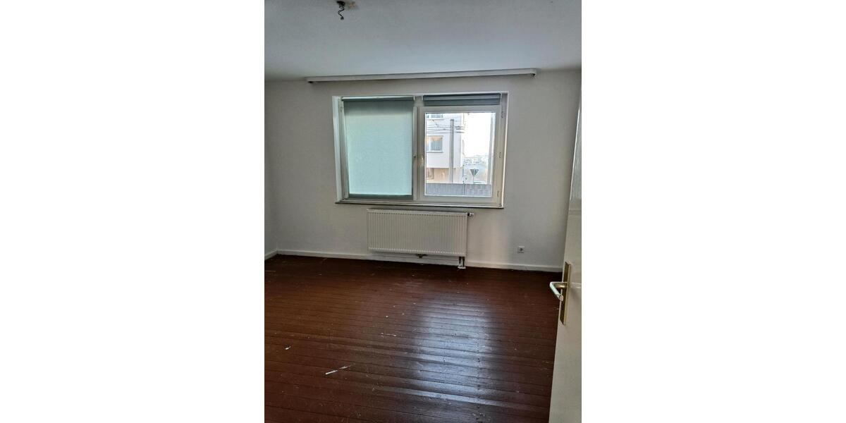 Erdgeschoßwohnung Solingen Mitte - 1 Zimmer, 45 m&sup2;, 600&euro; | Angebot:26327004