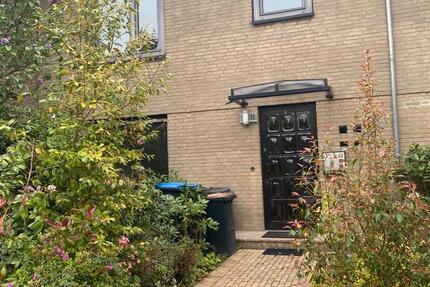Haus Mettmann - 4 Zimmer, 102 m&sup2;, 1.600&euro; | Angebot:26553656