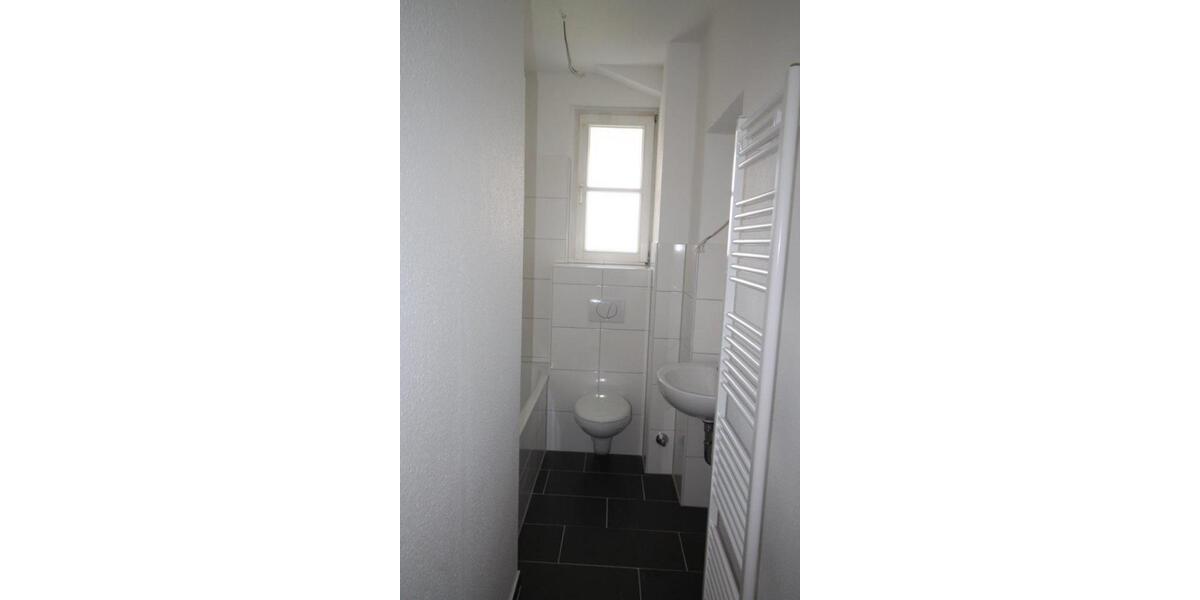 Erdgeschoßwohnung Wuppertal Lichtenplatz - 1 Zimmer, 49 m&sup2;, 395&euro; | Angebot:24506953