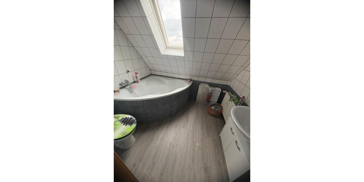 Etagenwohnung Essen Stadtbezirk VI - 3 Zimmer, 70 m&sup2;, 815&euro; | Angebot:25892904