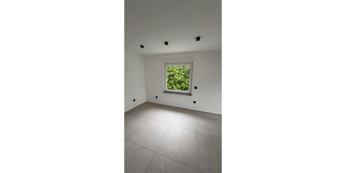 Dachgeschoßwohnung Wermelskirchen - 3 Zimmer, 70 m&sup2;, 1.250&euro; | Angebot:26505466