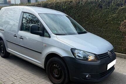 VW Caddy 177.000 km 2.800 &euro; Düsseldorf 40591