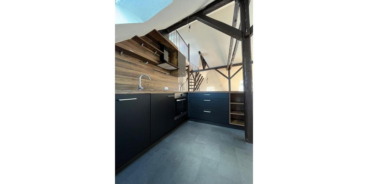 Dachgeschoßwohnung Bochum Höntrop - 4.5 Zimmer, 135 m&sup2;, 945&euro; | Angebot:26386976